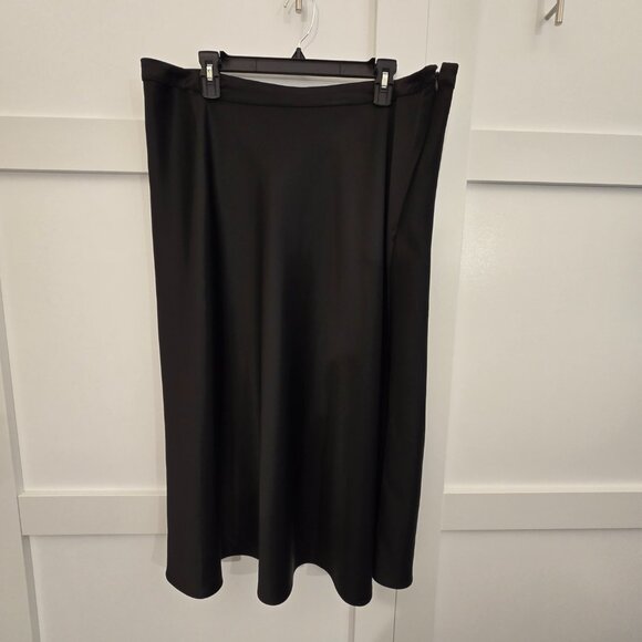 Chico's Black Label Stretch Satin Skirt, Size 18, Black NWT - Picture 5 of 12